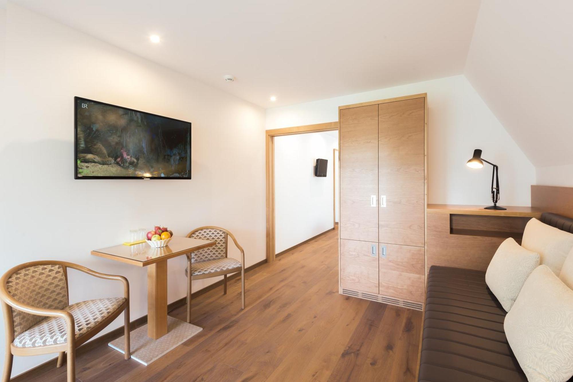 Hotel Sonnenhof Merano Esterno foto