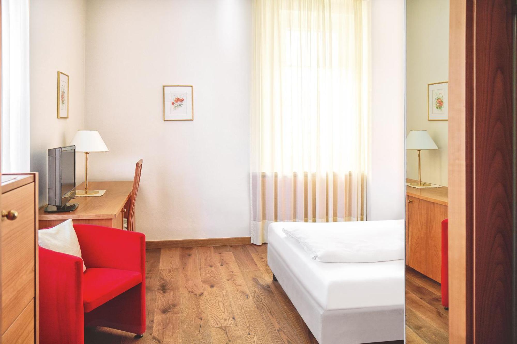 Hotel Sonnenhof Merano Esterno foto